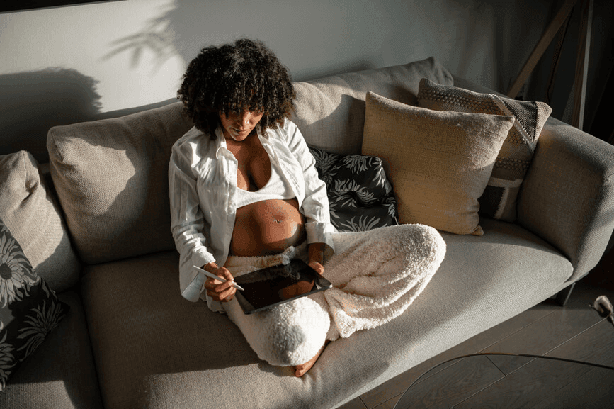 Reevaluating Postpartum Care for New Moms: A Path to Enhanced Well-Being